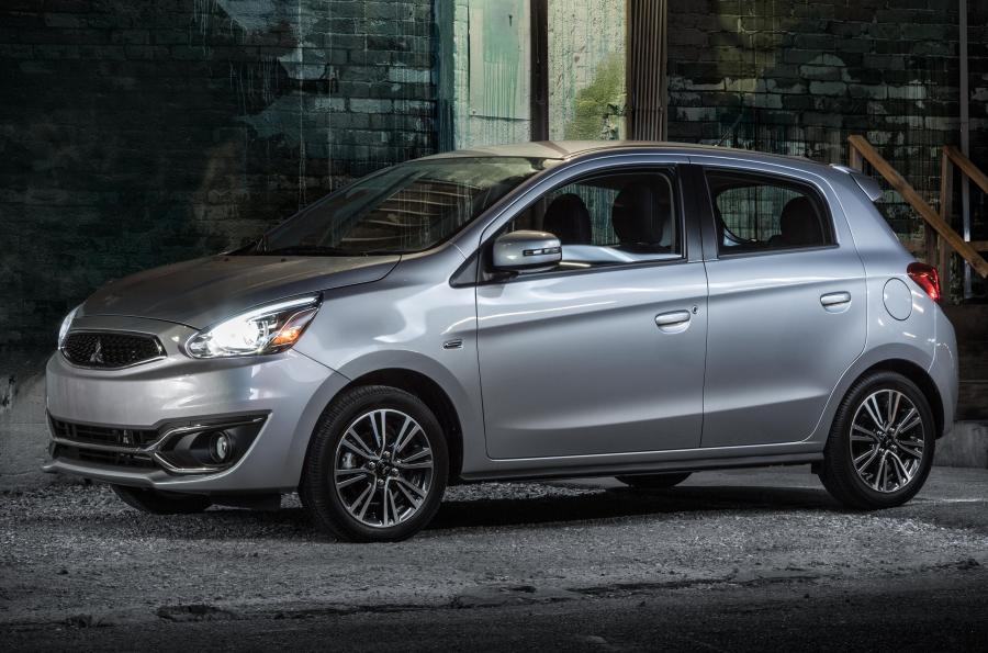  Mitsubishi Mirage GT 2016 года  (NA) (фото 17 из 29)
